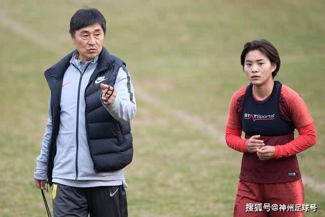 伯恩茅斯中场塔弗尼耶或将首次入选英格兰国家队